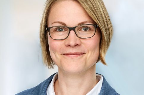 Dr. Anna Leipprand