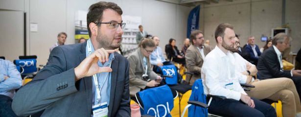 Mann spricht beim CDI Summer Summit