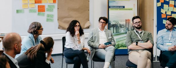 Workshopteilnehmerinnen im Sitzen